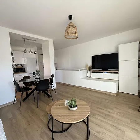 Apartman T3- Rénové- Clim- Plages- Commerces *